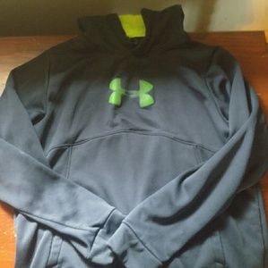 Boys Under Armour fleece pullover hoodie